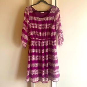 Purple and white dress sheer sleeves